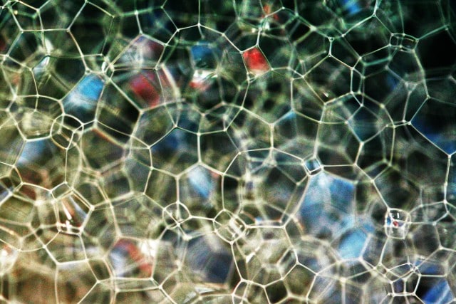 la geometría de las pompas de jabón